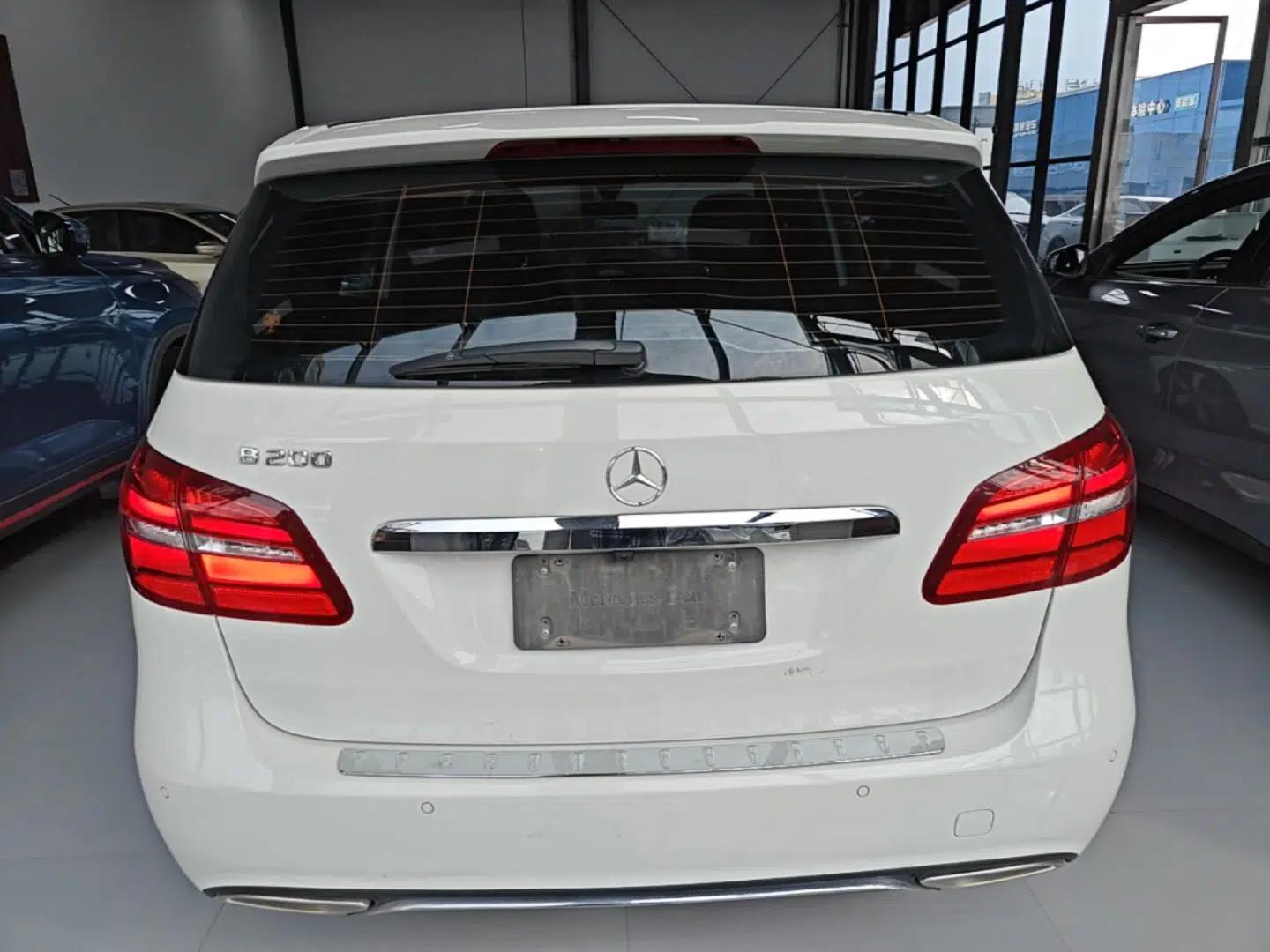 Mercedes-Benz B-Class 2017 B 200 Fashion Model — миниатюра 5