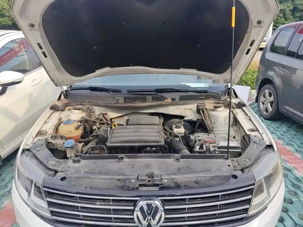 2015 Volkswagen Lavida 1.6L Automatic Comfort Edition — миниатюра 20