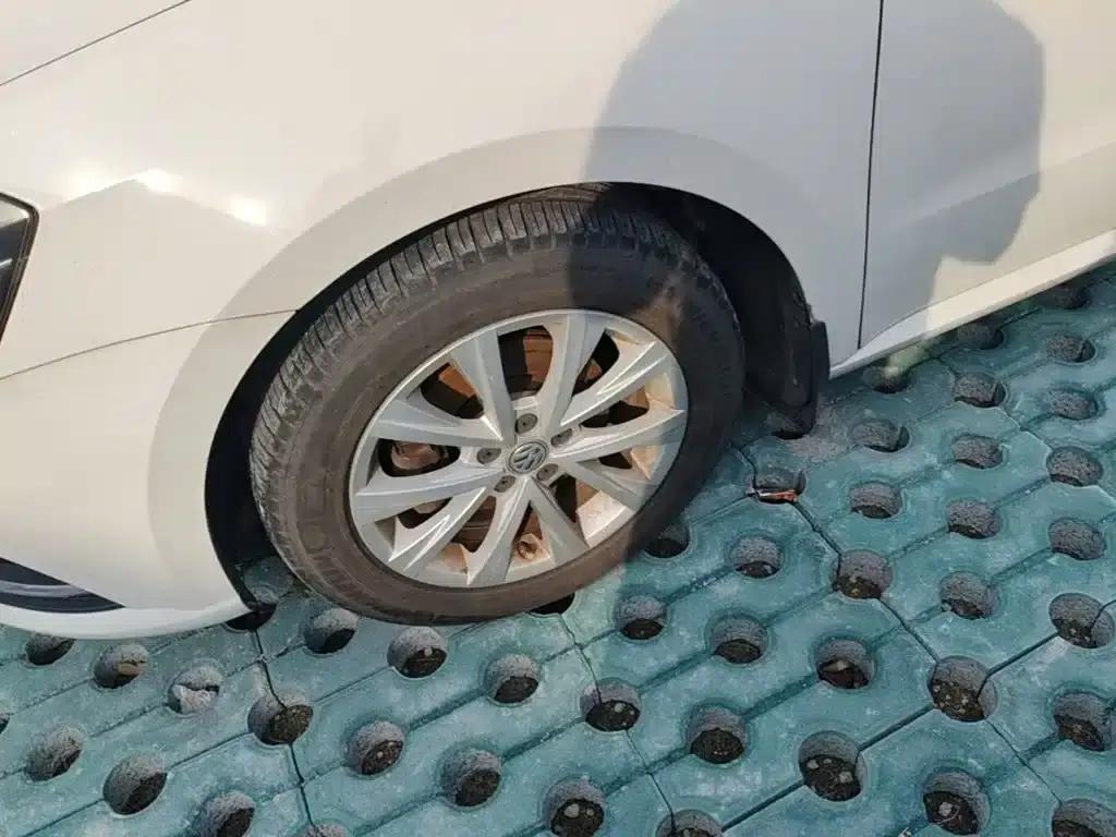 2015 Volkswagen Lavida 1.6L Automatic Comfort Edition — миниатюра 23