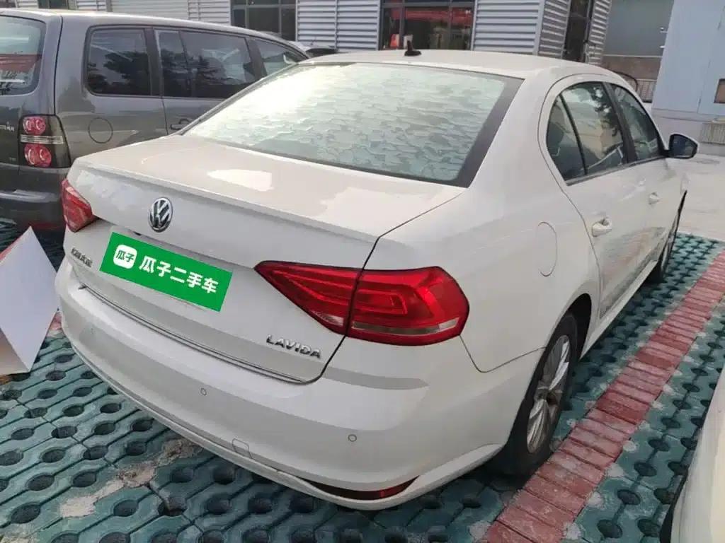 2015 Volkswagen Lavida 1.6L Automatic Comfort Edition — миниатюра 7