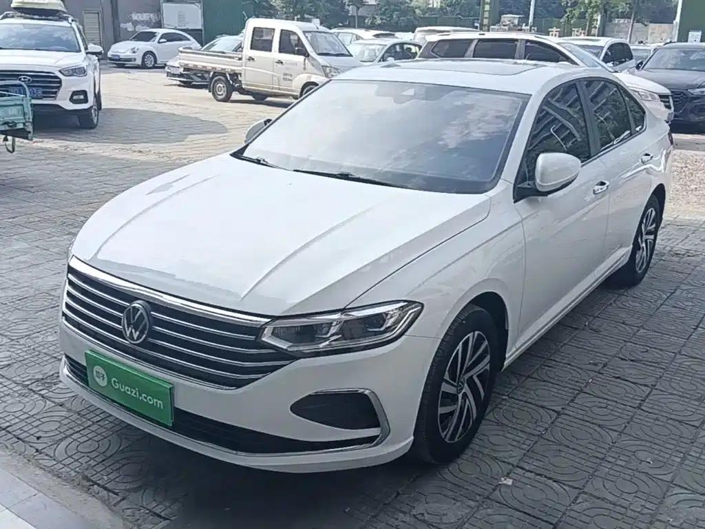 2023 Volkswagen Lavida Facelift 1.5L Automatic Five Million Edition — миниатюра 2