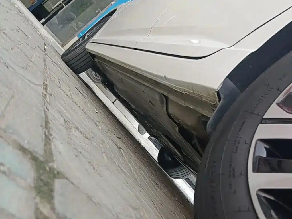 2023 Volkswagen Lavida Facelift 1.5L Automatic Five Million Edition — миниатюра 22