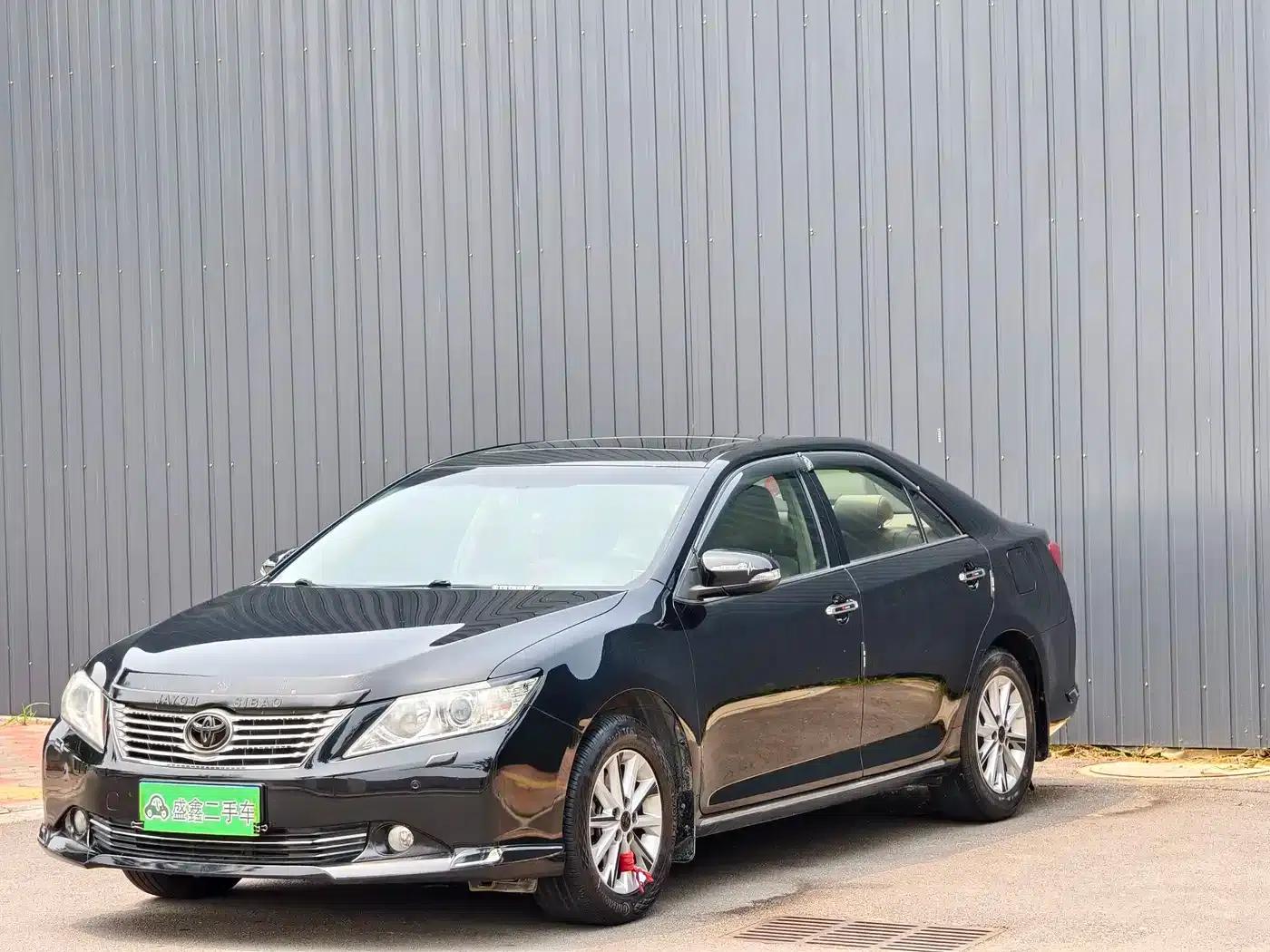 2012 Camry 2.5G Luxury Edition — миниатюра 1