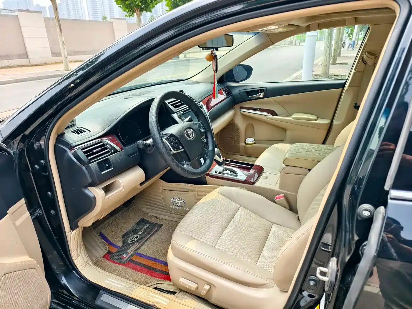 2012 Camry 2.5G Luxury Edition — миниатюра 4