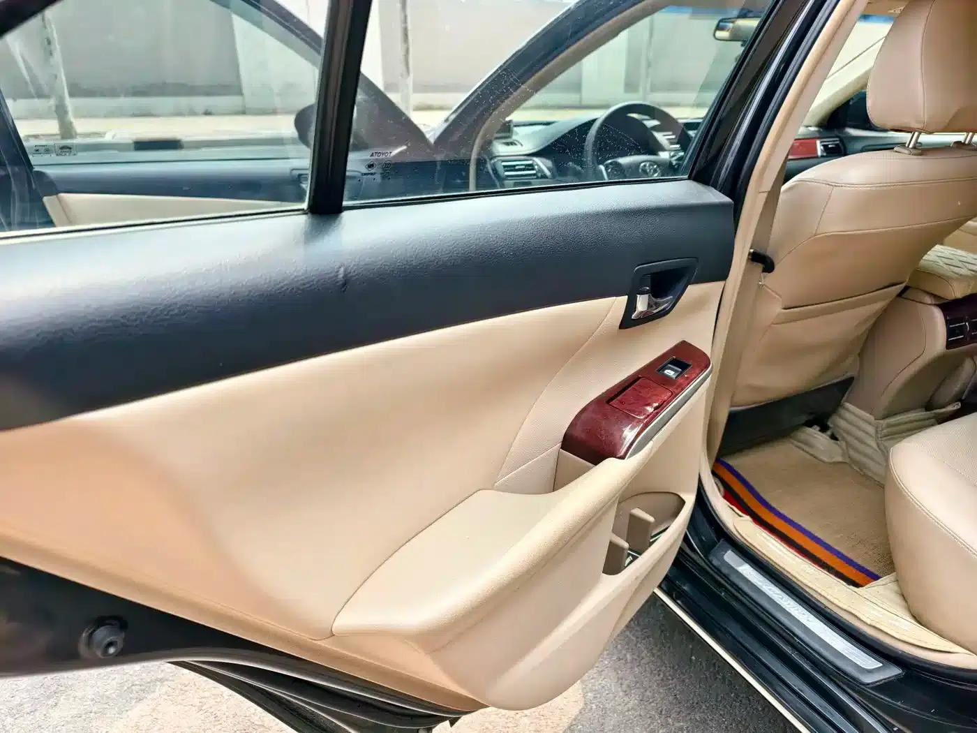 2012 Camry 2.5G Luxury Edition — миниатюра 7