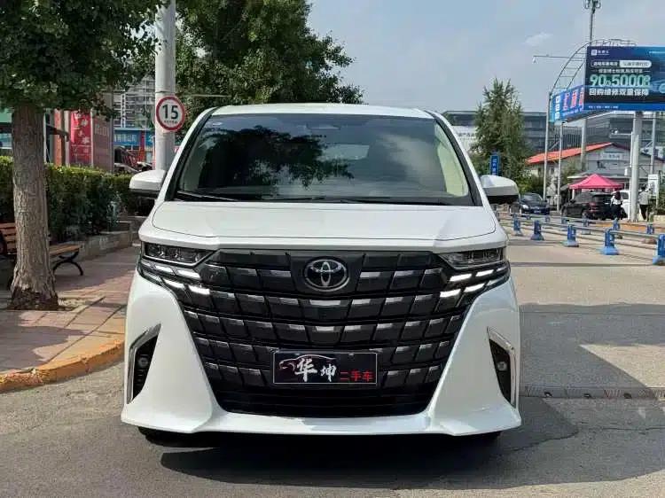 2024 Alphard Hybrid 2.5L Premium Edition — миниатюра 1