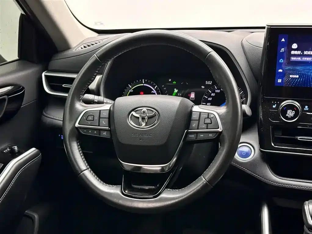 2022 Toyota Highlander Hybrid 2.5L AWD Premium 7-Seater — миниатюра 12