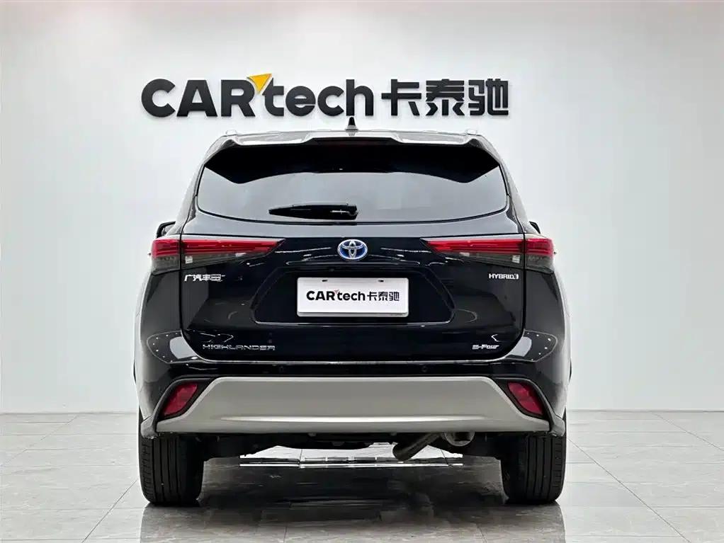 2022 Toyota Highlander Hybrid 2.5L AWD Premium 7-Seater — миниатюра 4