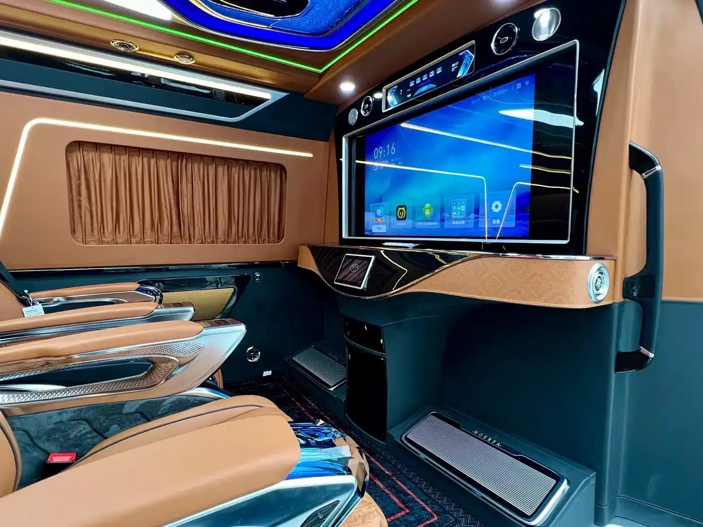 2025 HIACE 3.5L Automatic — миниатюра 15