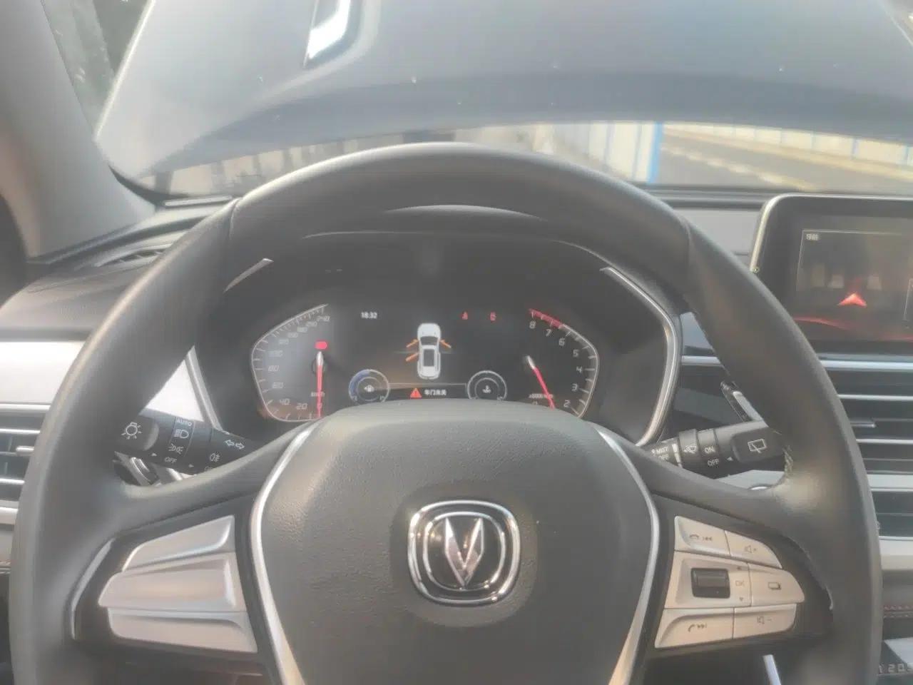 CHANGAN CS75 2021 Honor Million Edition 280T DCT Luxury Model — миниатюра 11