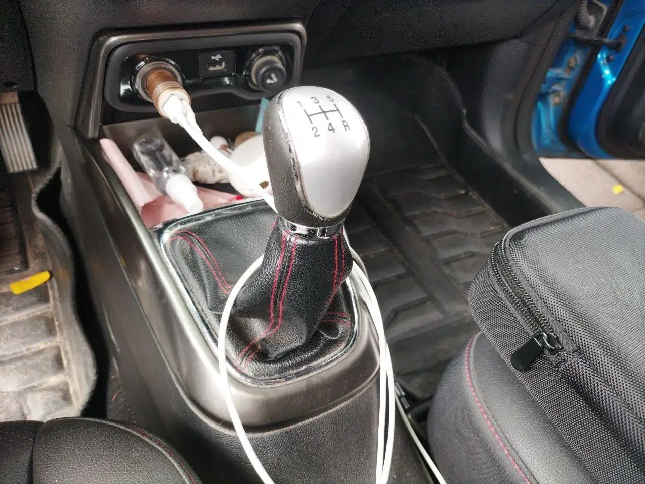 CHANGAN CS15 2016 1.5L Manual Fashion Edition — миниатюра 14