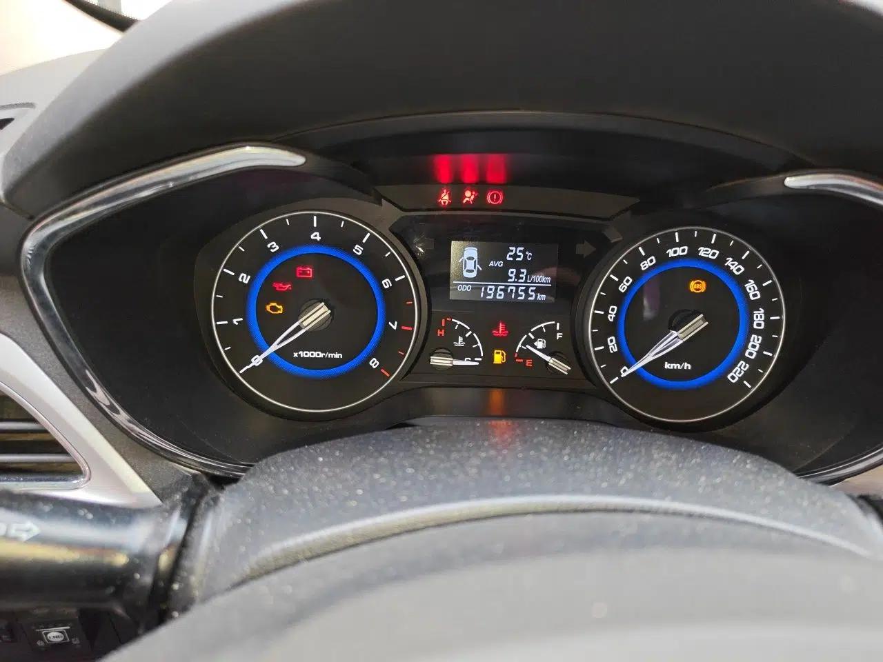 CHANGAN Alsvin V7 2016 1.6L Manual LeShang Model China V Standard — миниатюра 12