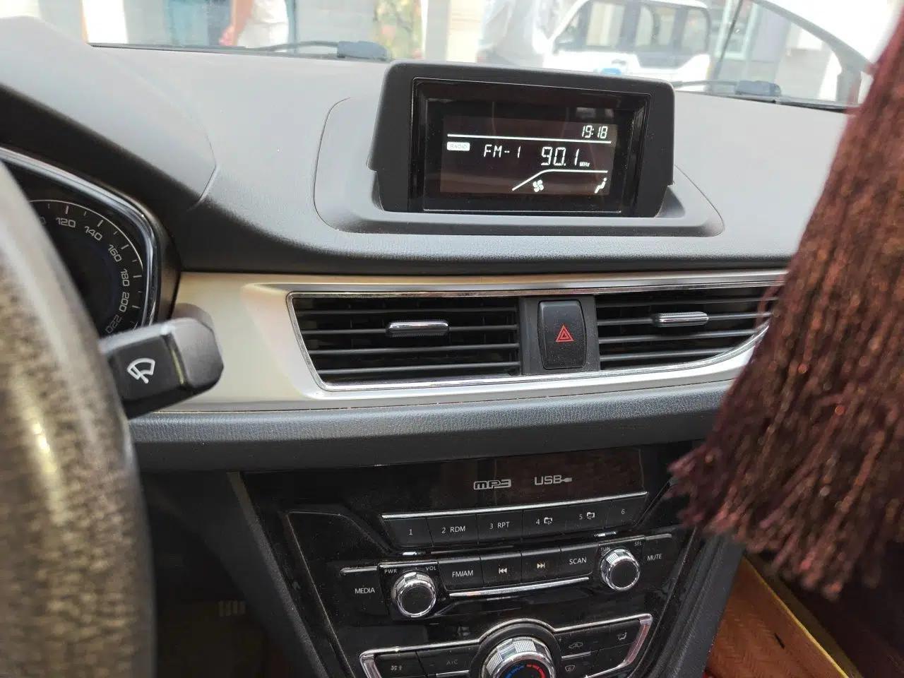 CHANGAN Alsvin V7 2016 1.6L Manual LeShang Model China V Standard — миниатюра 13