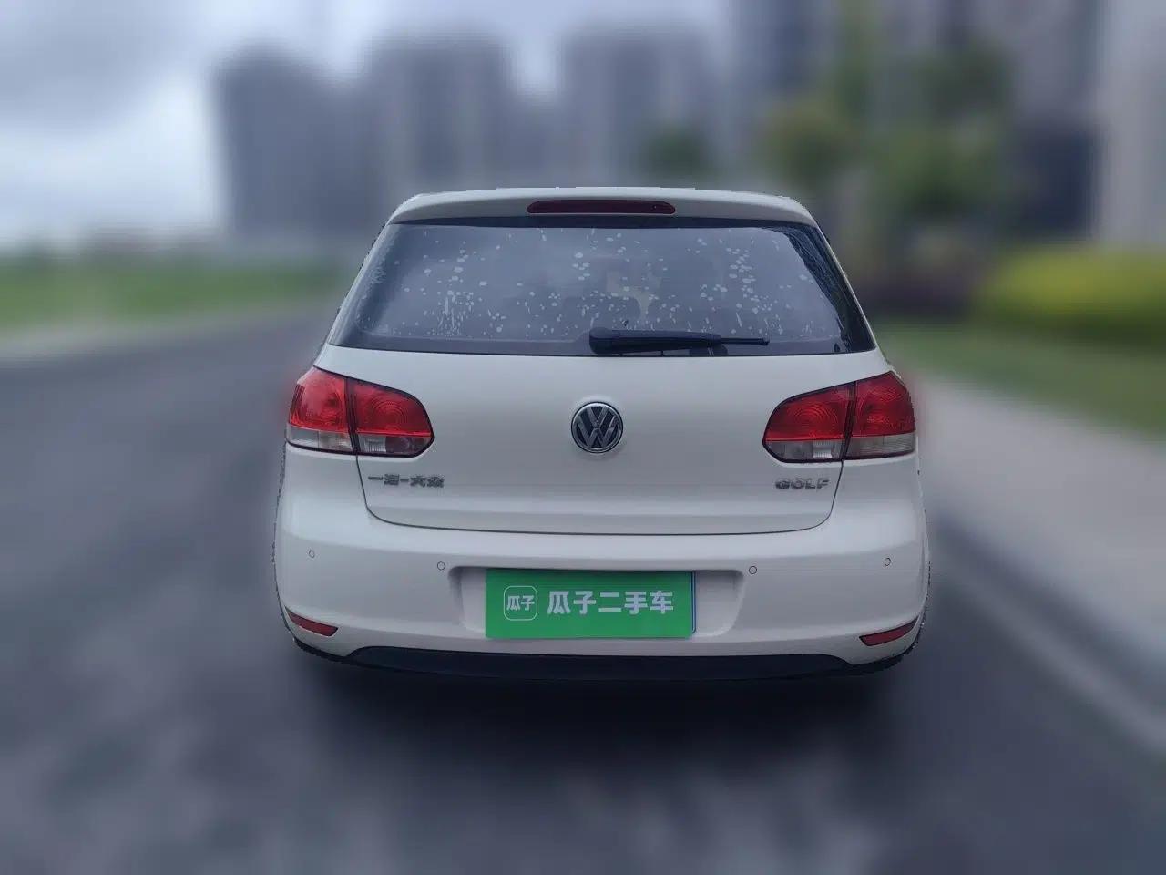 Volkswagen Golf 2014 1.6L Automatic Comfort Model — миниатюра 5