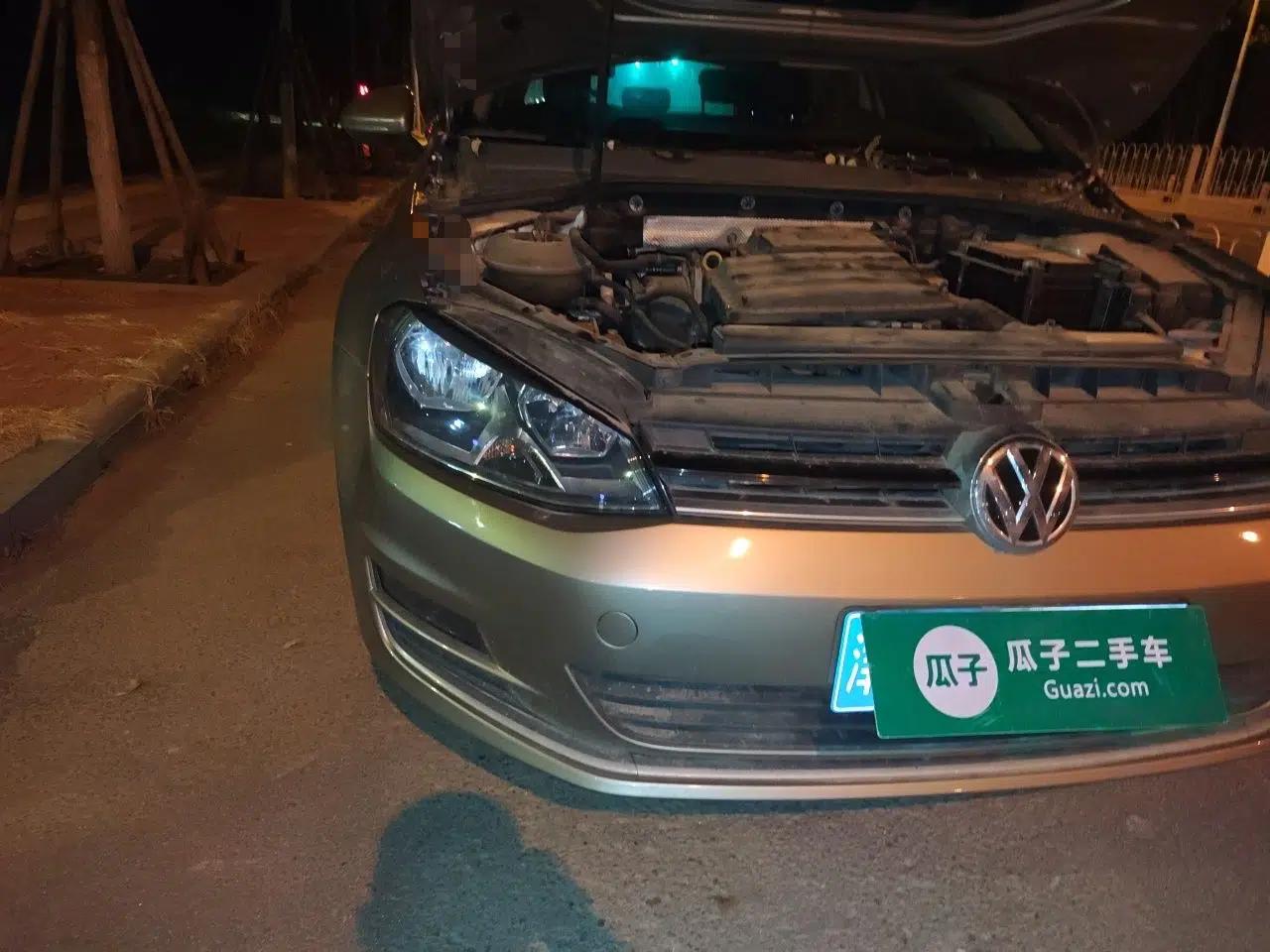 Volkswagen Golf 2015 1.6L Automatic Comfort Model — миниатюра 7