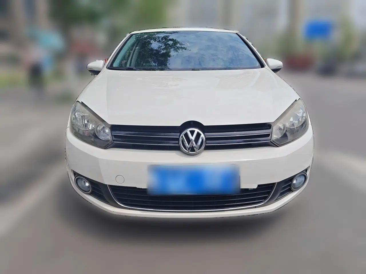 Volkswagen Golf 2012 1.6L Automatic Comfort Model — миниатюра 2