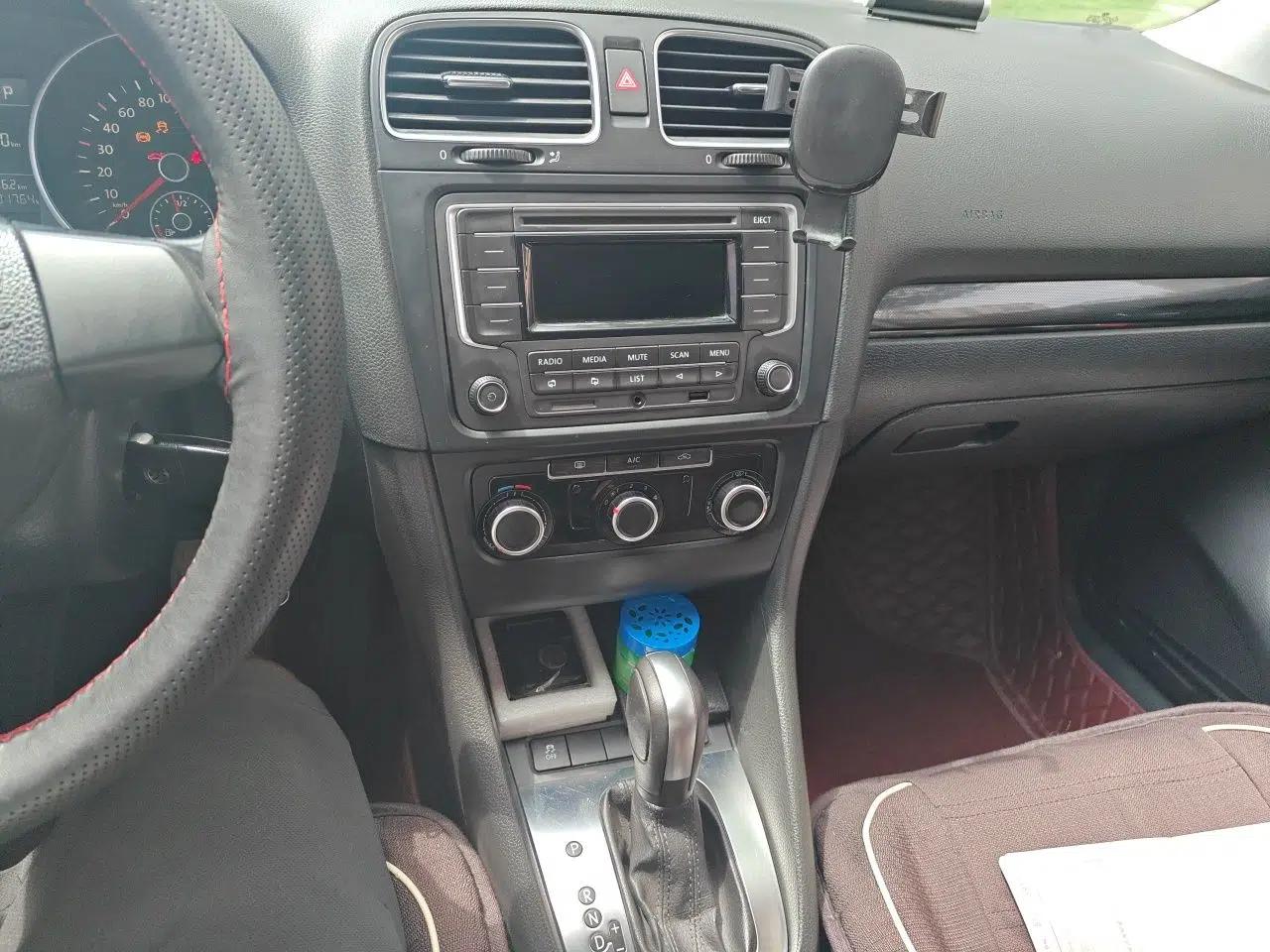 Volkswagen Golf 2012 1.6L Automatic Comfort Model — миниатюра 13