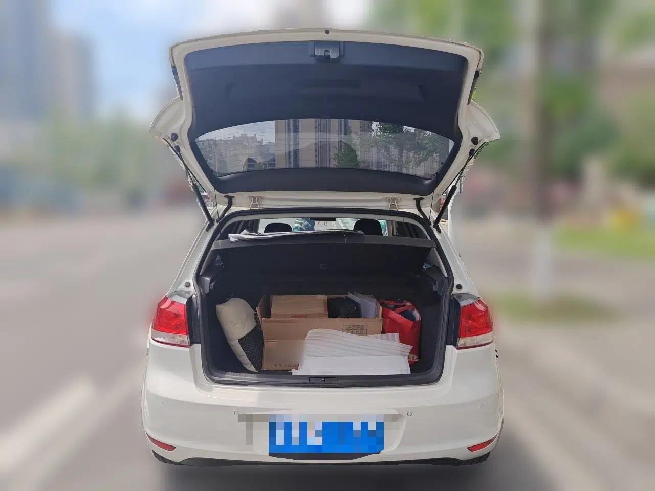 Volkswagen Golf 2012 1.6L Automatic Comfort Model — миниатюра 19