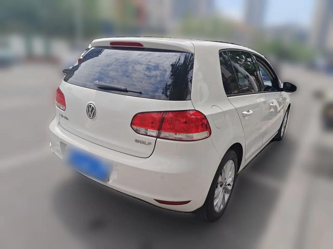 Volkswagen Golf 2012 1.6L Automatic Comfort Model — миниатюра 6