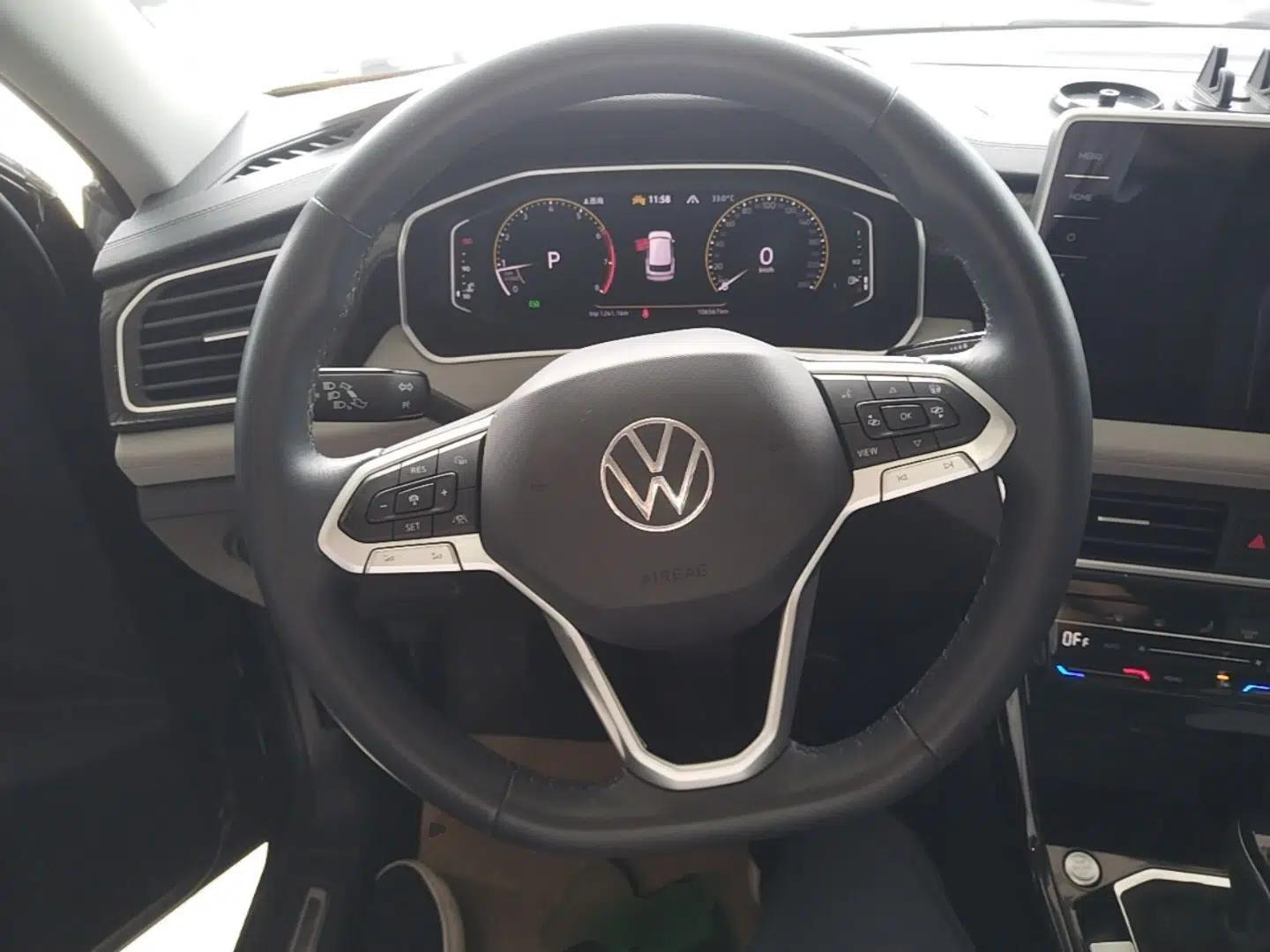 Volkswagen Tayron 2023 330TSI Two-Wheel-Drive Luxury Plus Advanced Version — миниатюра 13