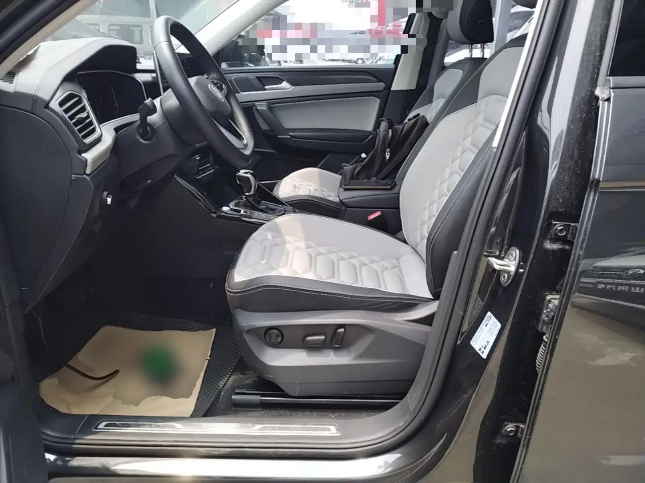 Volkswagen Tayron 2023 330TSI Two-Wheel-Drive Luxury Plus Advanced Version — миниатюра 17