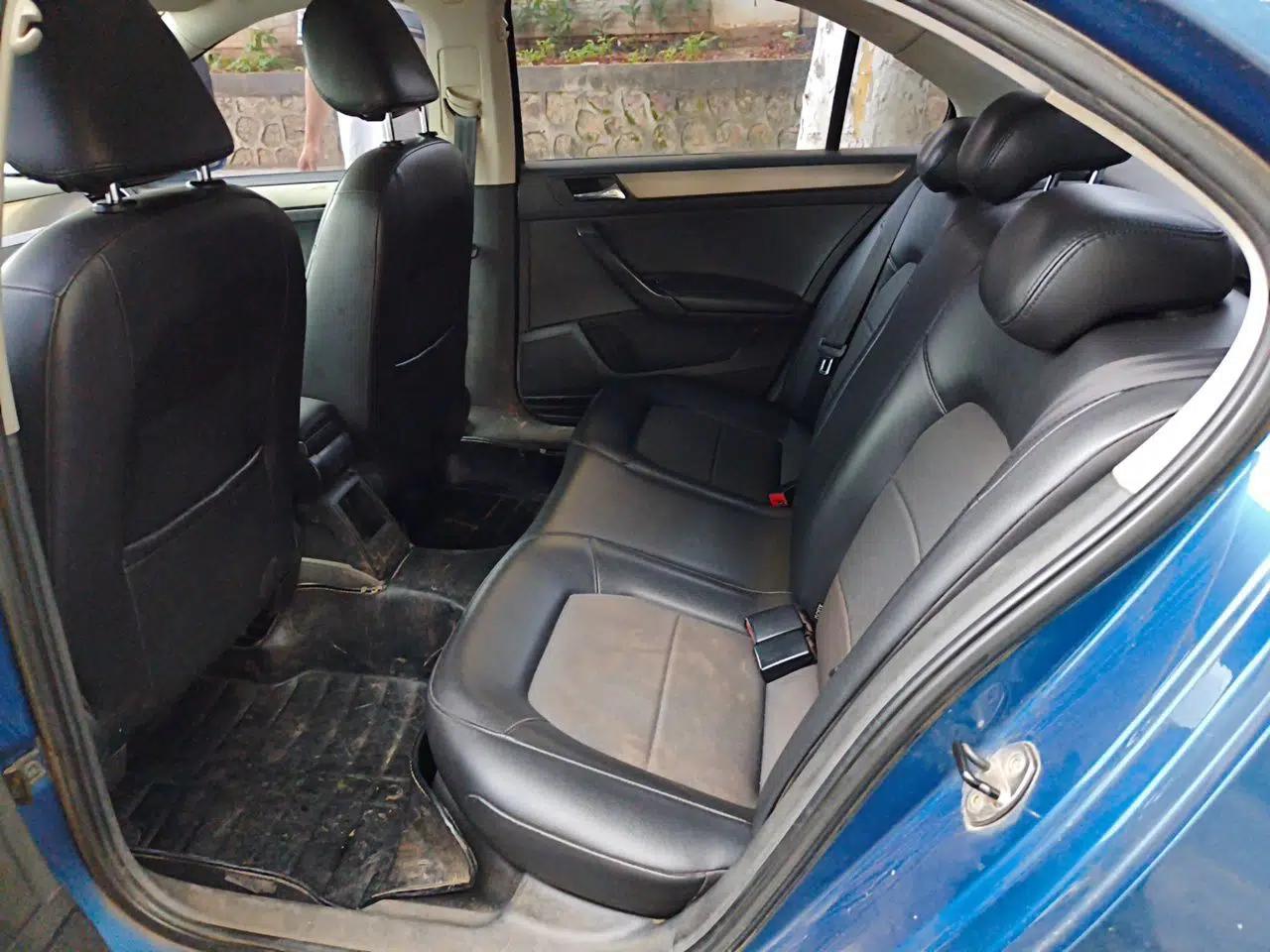 Volkswagen Santana 2013 1.6L Manual Comfort Edition — миниатюра 17