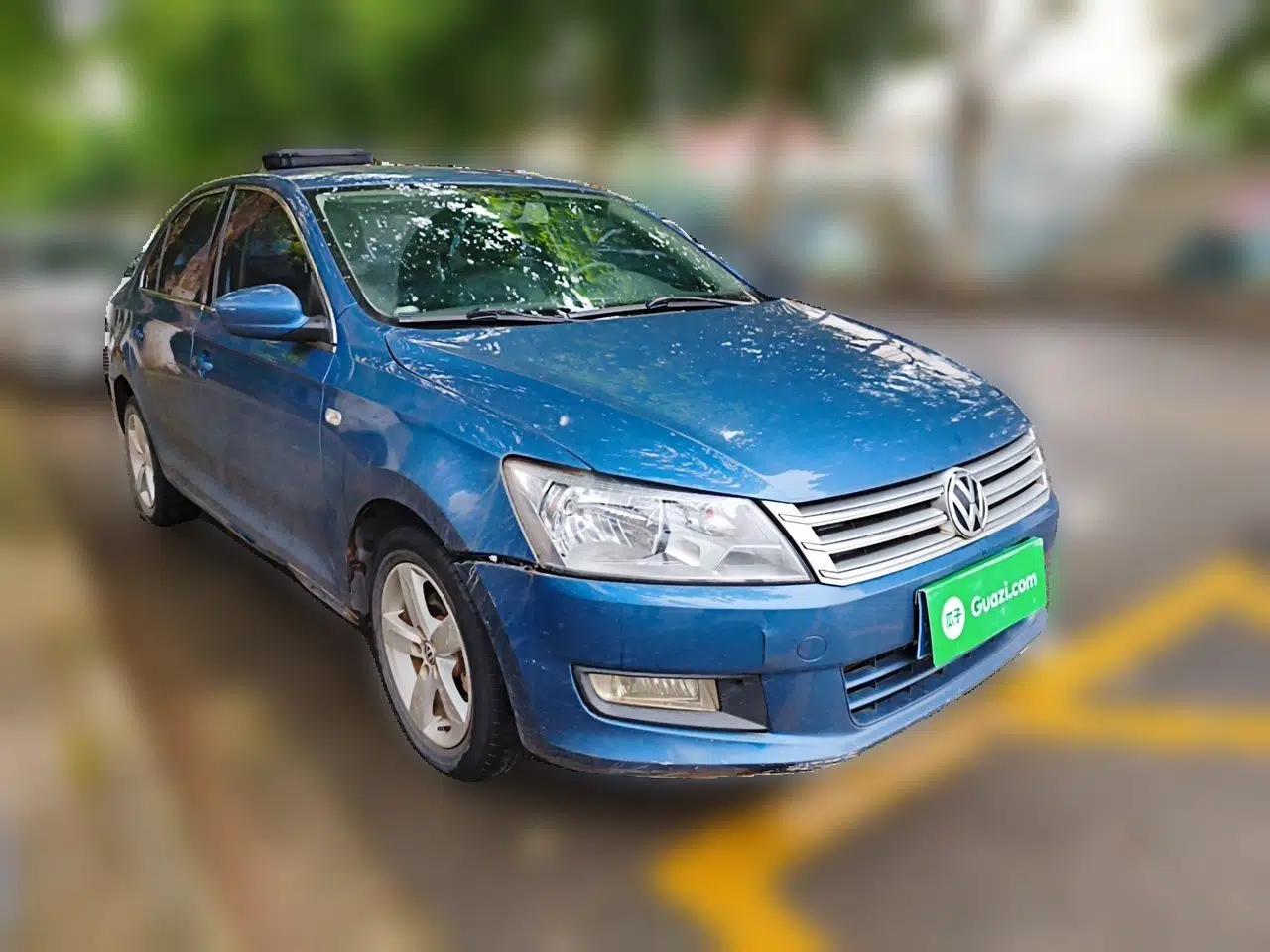 Volkswagen Santana 2013 1.6L Manual Comfort Edition — миниатюра 3