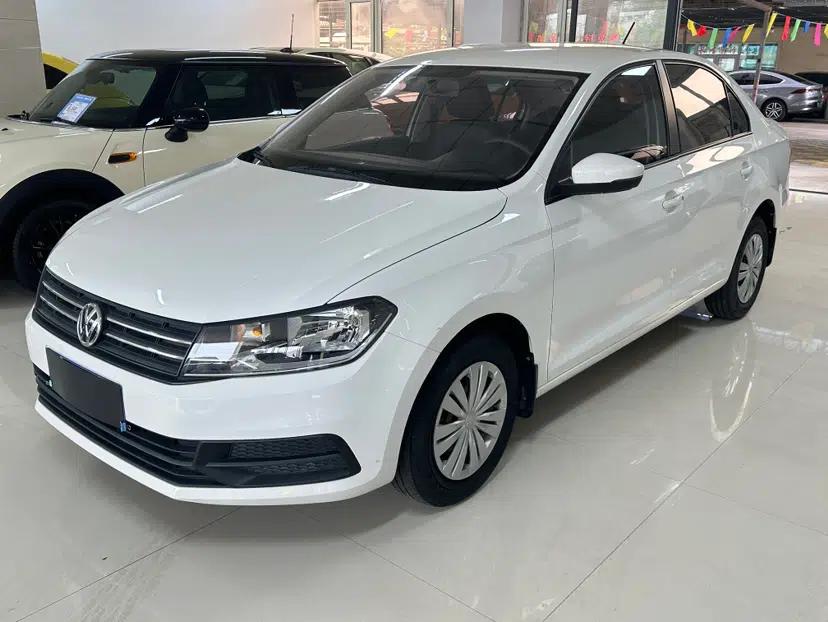 Volkswagen Santana 2021 1.5L Automatic Fashion Edition — миниатюра 1