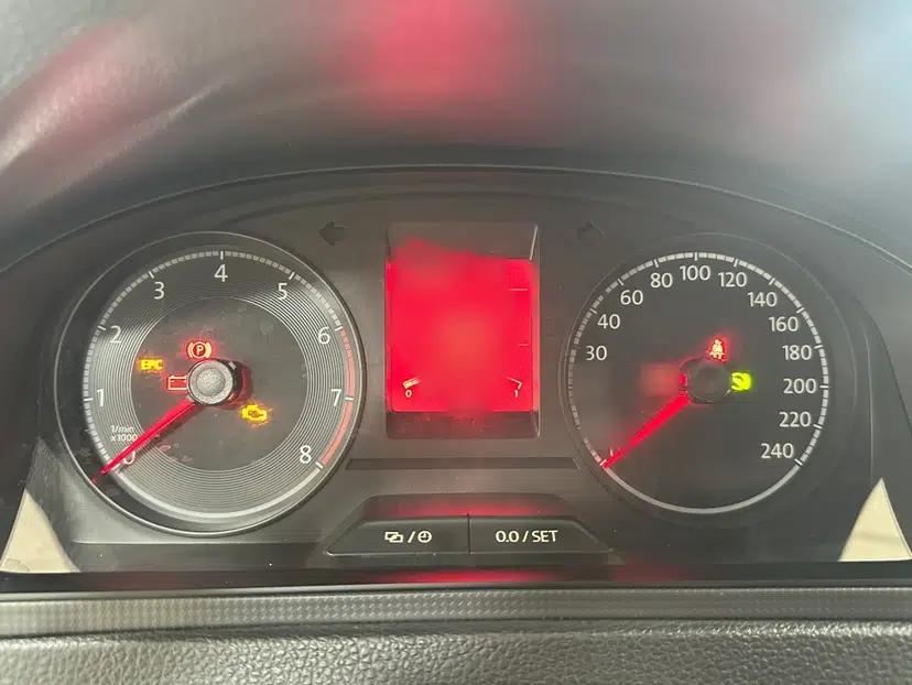 Volkswagen Santana 2021 1.5L Automatic Fashion Edition — миниатюра 30