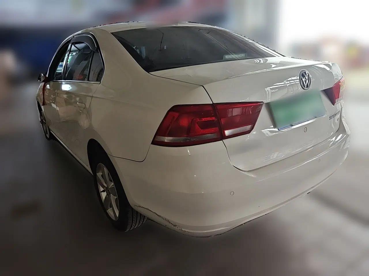 Volkswagen Santana 2015 1.6L Automatic Comfort Edition — миниатюра 4