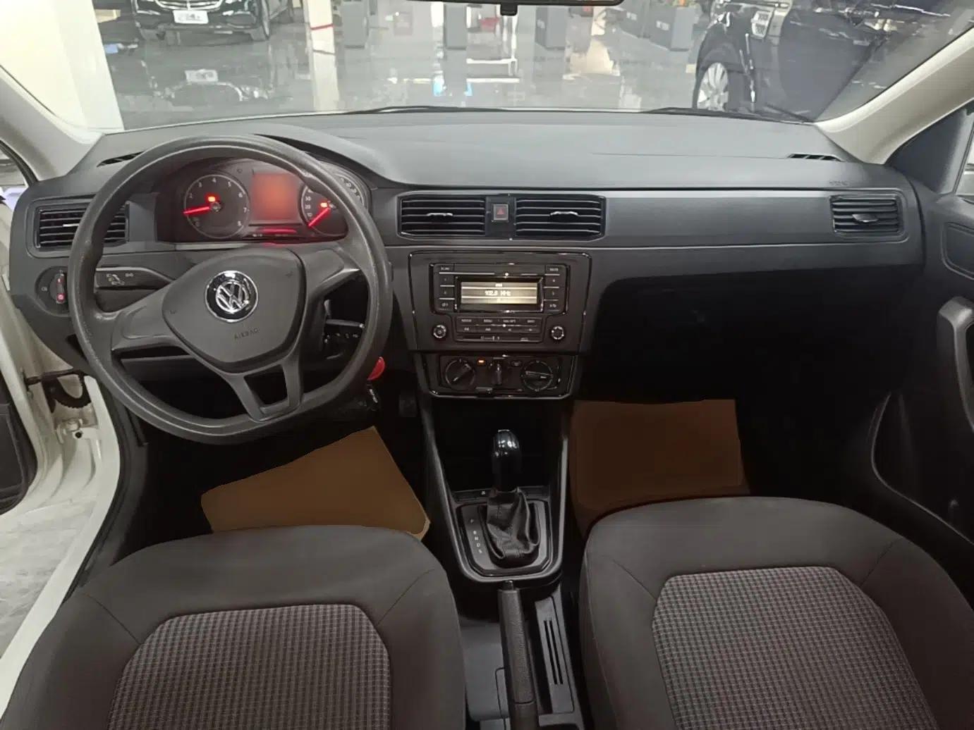 Volkswagen Santana 2019 1.5L Automatic Comfort Edition China VI Standard — миниатюра 17