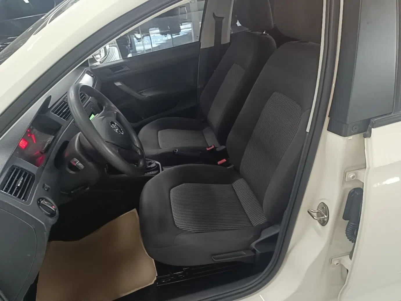 Volkswagen Santana 2019 1.5L Automatic Comfort Edition China VI Standard — миниатюра 22