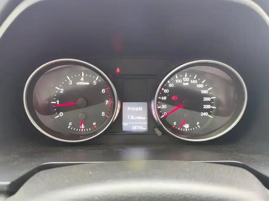 Haval M6 2021 PLUS 1.5T Manual Elite Intelligent Connectivity Edition — миниатюра 14