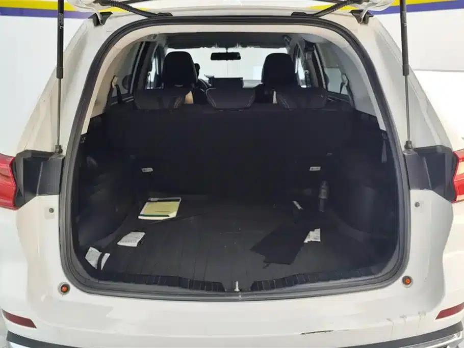 Haval M6 2021 PLUS 1.5T Manual Elite Intelligent Connectivity Edition — миниатюра 4