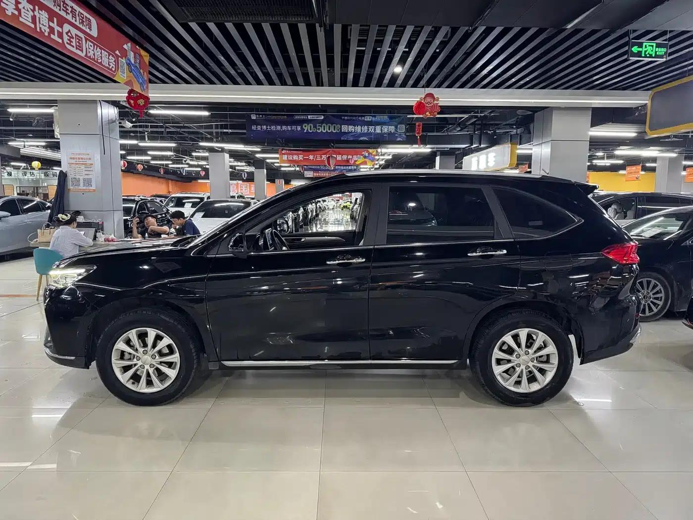 Haval M6 2021 PLUS 1.5T DCT Luxury Intelligent Connectivity Edition — миниатюра 3