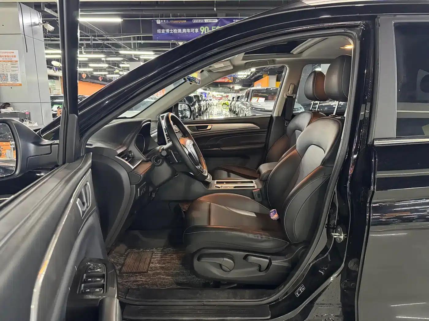 Haval M6 2021 PLUS 1.5T DCT Luxury Intelligent Connectivity Edition — миниатюра 4