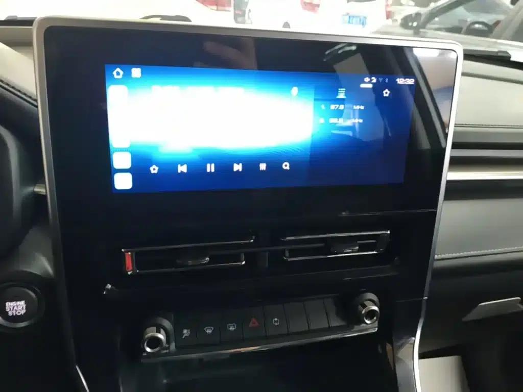 Haval M6 2021 PLUS 1.5T DCT Luxury Intelligent Connectivity Edition — миниатюра 13