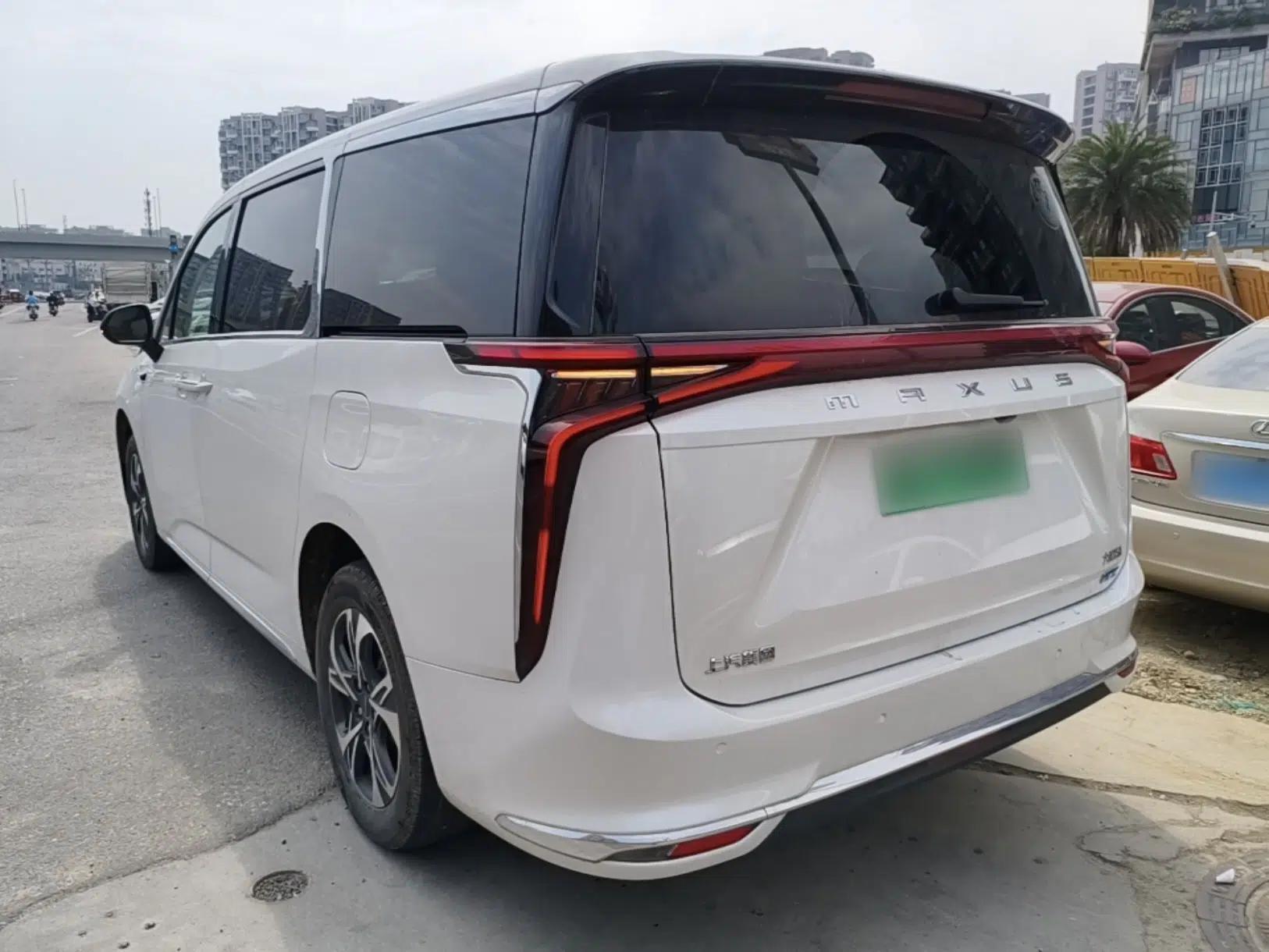 SAIC MAXUS Dajia 9 2024 Super Hybrid Long-Range Prairie Edition 7-Seater — миниатюра 13