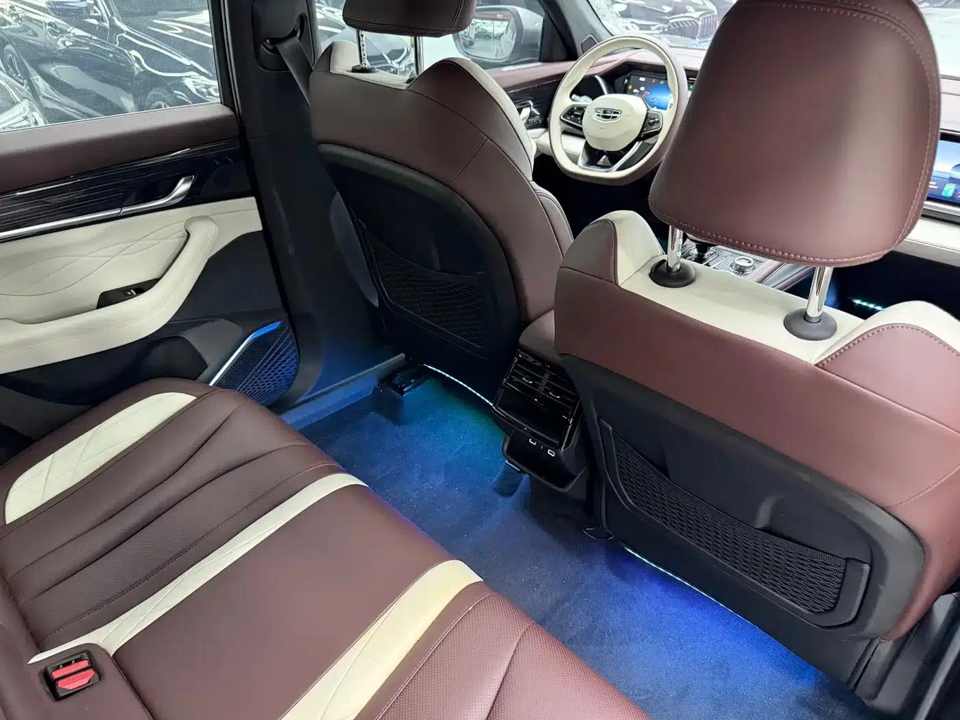 Geely Xingyue L 2024 2.0TD High-Power Automatic Two-Wheel Drive Cloud Edition — миниатюра 8