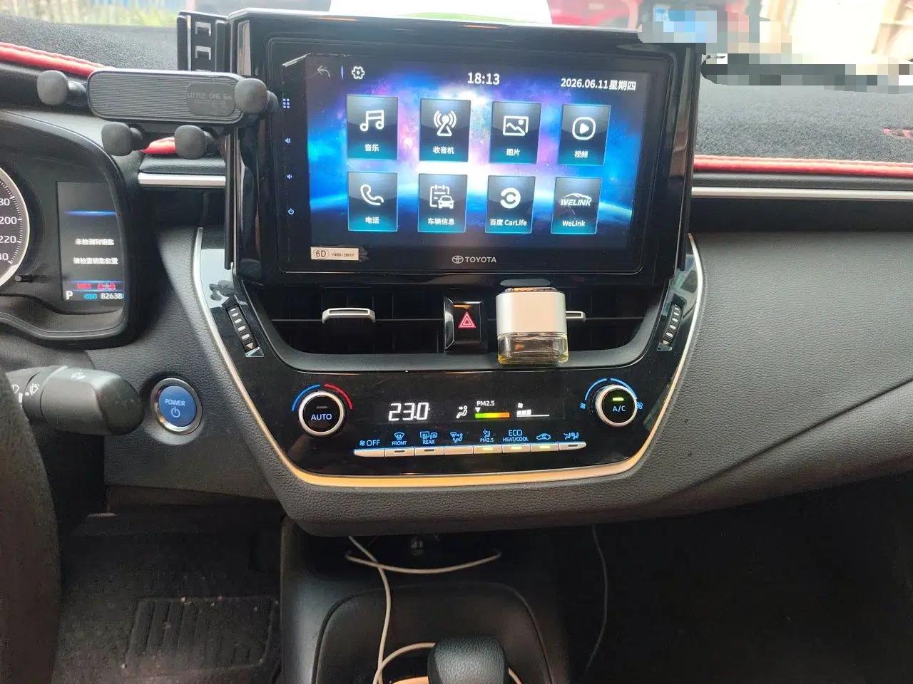 Toyota Corolla 2019 Dual-Engine 1.8L E-CVT GL-i Elite Edition — миниатюра 13