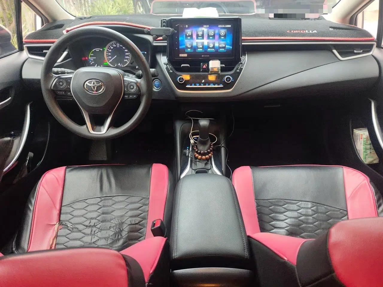 Toyota Corolla 2019 Dual-Engine 1.8L E-CVT GL-i Elite Edition — миниатюра 9