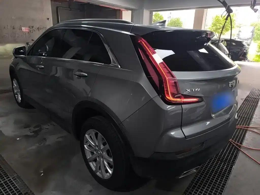 Cadillac XT4 2023 28T 2WD Fashion Edition — миниатюра 5