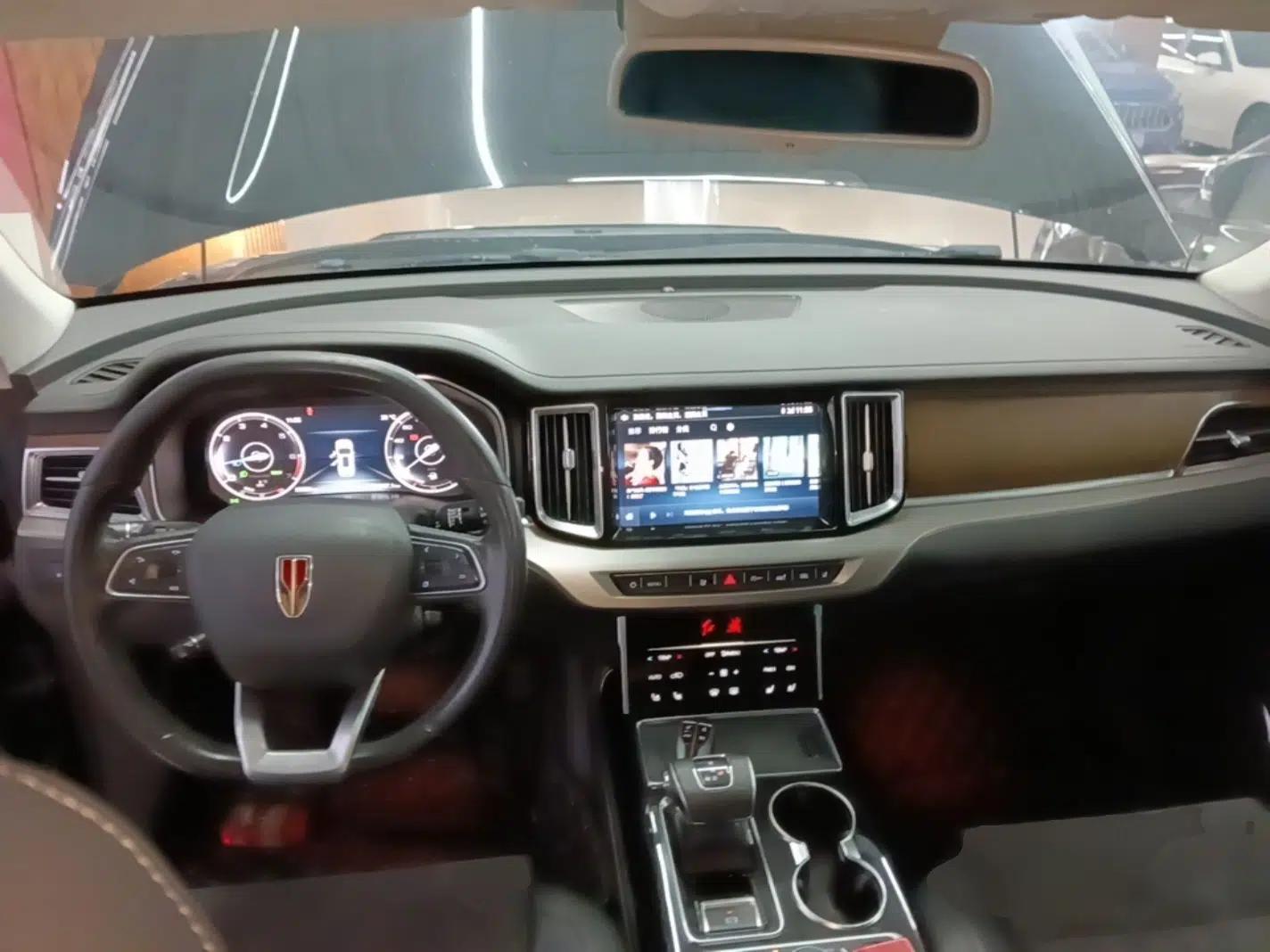 Hongqi HS7 2022 2.0T DCT Two-Wheel Drive Smart Connect Flagship Edition 7 Seats — миниатюра 12