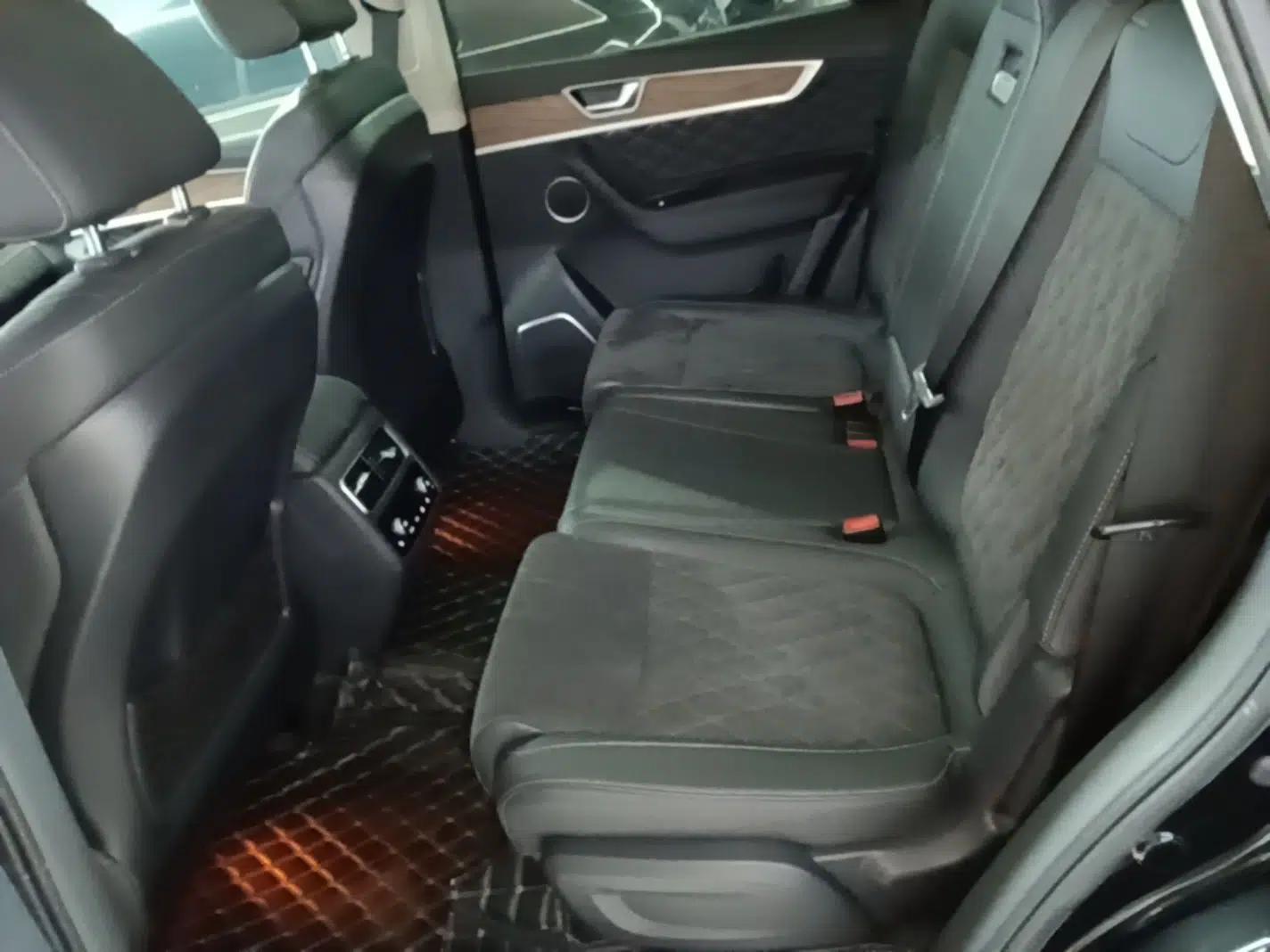 Hongqi HS7 2022 2.0T DCT Two-Wheel Drive Smart Connect Flagship Edition 7 Seats — миниатюра 20