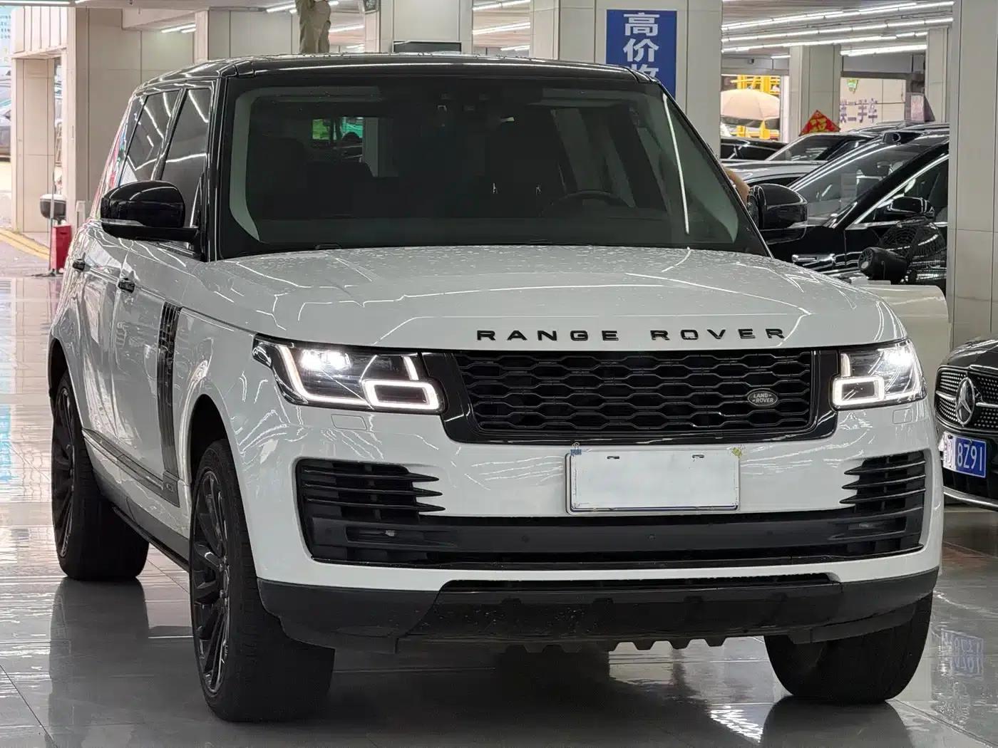 Range Rover 2020 3.0 L6 Grand Edition — миниатюра 3