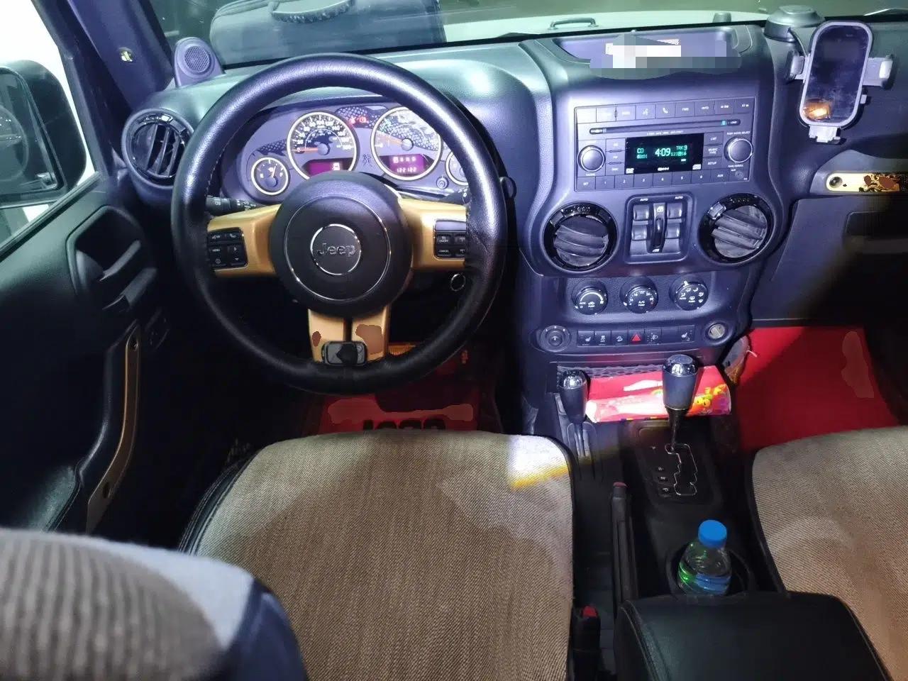 Jeep Wrangler 2014 3.6L Longteng Collection Edition — миниатюра 10