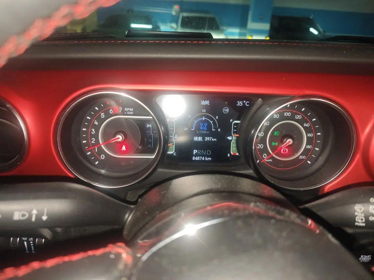 Jeep Wrangler 2021 2.0T Robin Hood Four-Door Edition — миниатюра 11