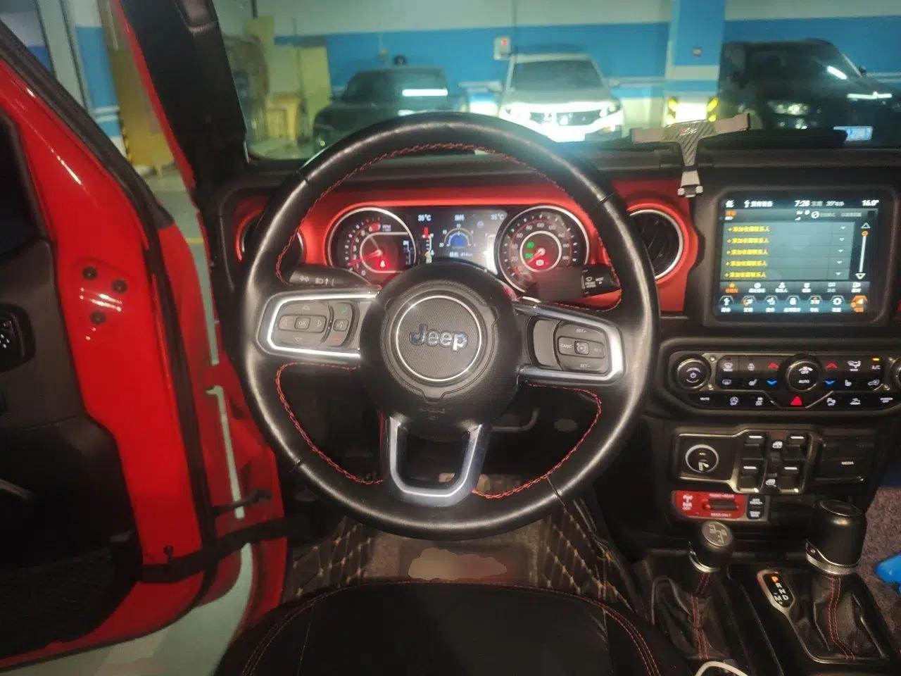Jeep Wrangler 2021 2.0T Robin Hood Four-Door Edition — миниатюра 10