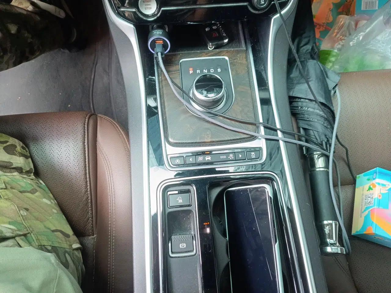 Jaguar XFL 2017 XFL 2.0T 240PS Premium Edition — миниатюра 14