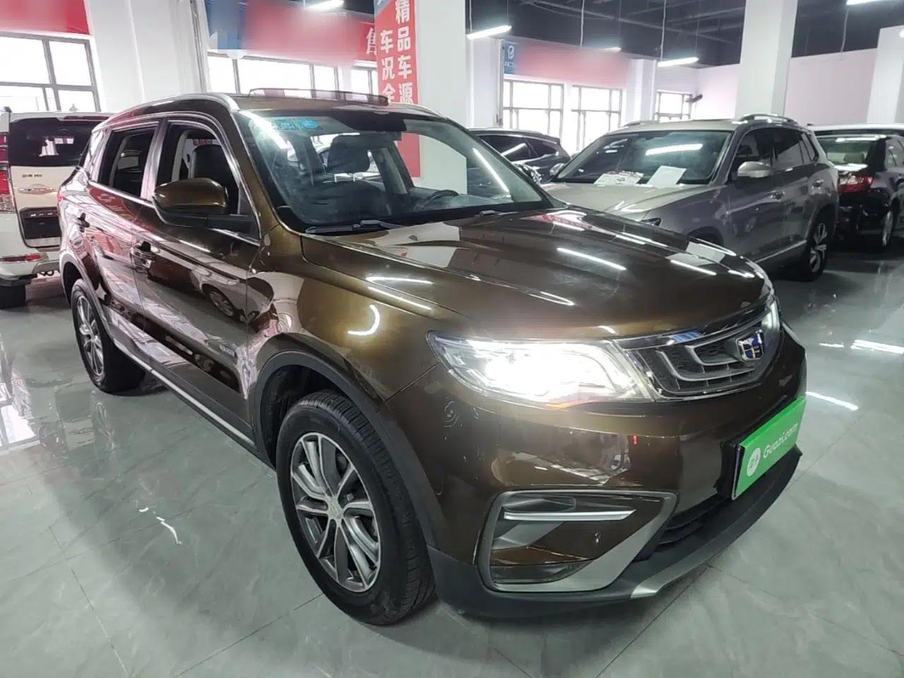 Geely Auto Emgrand X7 Sport 2018 1.8TD Automatic Two-Wheel Drive Smart Connect 4G Internet Edition — миниатюра 3